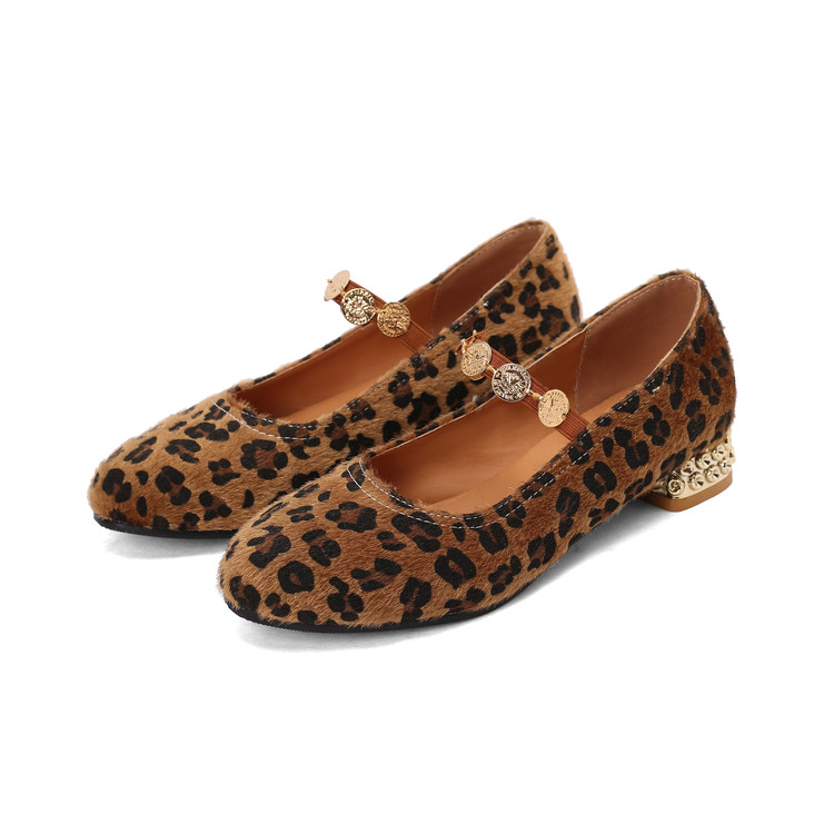 Deep Mouth Flat Shoes in Dark Brown - Image 2