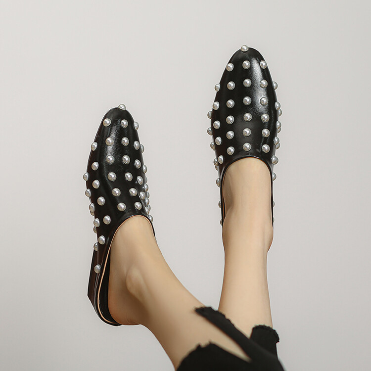 Elegant Closed Toe Slippers with Beads Rhinestones and Studs